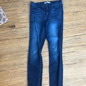 Hollister dark wash jeans